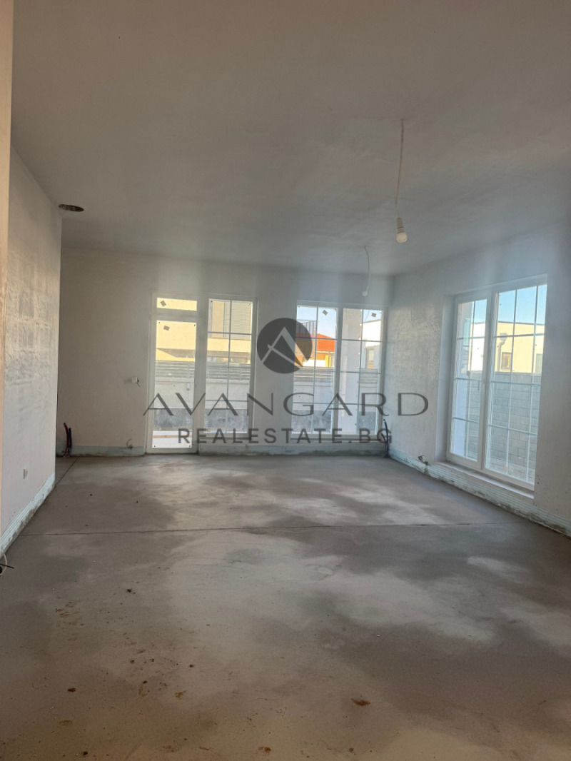 Продава КЪЩА, област Пловдив, с. Белащица • 365016 € / 713909.24 лв. • 66763932 1 — Holmes.bg Продава КЪЩА, област Пловдив, с. Белащица • 365016 € / 713909.24 лв. • 66763932 1