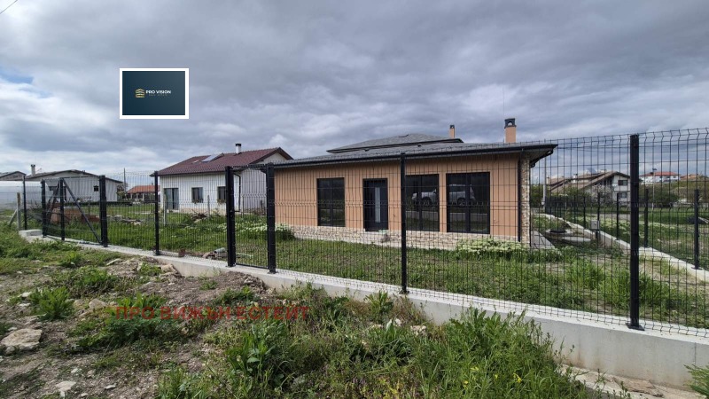 Продава КЪЩА, област Варна, с. Яребична • 175000 € • 67860050 1 — Holmes.bg Продава КЪЩА, област Варна, с. Яребична • 175000 € • 67860050 1