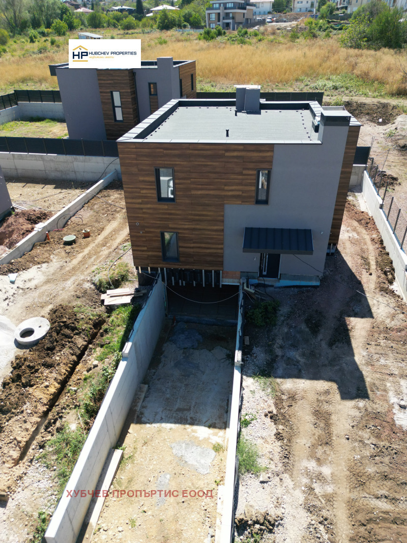 Продава КЪЩА, град София, Драгалевци • 750000 € • 32269744 1 — Holmes.bg Продава КЪЩА, град София, Драгалевци • 750000 € • 32269744 1