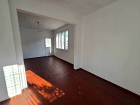 Обява Продава ЕТАЖ ОТ КЪЩА,град Кюстендил, Център