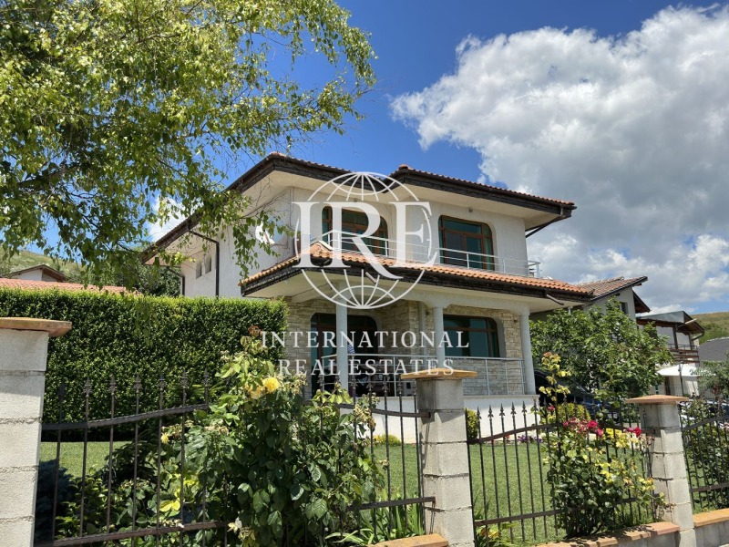 Продава КЪЩА, област Добрич, гр. Балчик • 338000 € • 51450145 1 — Holmes.bg Продава КЪЩА, област Добрич, гр. Балчик • 338000 € • 51450145 1