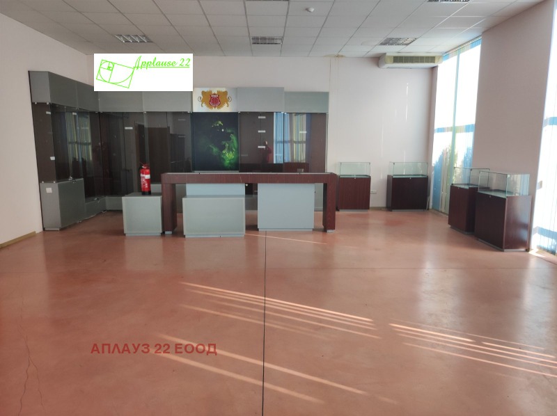 Продава ПРОМ. ПОМЕЩЕНИЕ, област София, с. Мусачево • 1800000 € / 3520494.00 лв. • 28010352 1 — Holmes.bg Продава ПРОМ. ПОМЕЩЕНИЕ, област София, с. Мусачево • 1800000 € / 3520494.00 лв. • 28010352 1