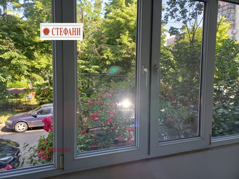 Продава 3-СТАЕН, град Русе, Възраждане • 128000 € / 250346.24 лв. • 82078105 1 — Holmes.bg Продава 3-СТАЕН, град Русе, Възраждане • 128000 € / 250346.24 лв. • 82078105 1