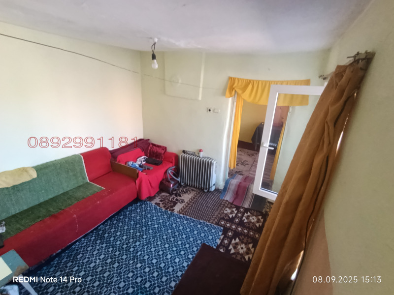 Продава КЪЩА, град Силистра, Запад • 38500 € / 75299.46 лв. • 77719595 1 — Holmes.bg Продава КЪЩА, град Силистра, Запад • 38500 € / 75299.46 лв. • 77719595 1