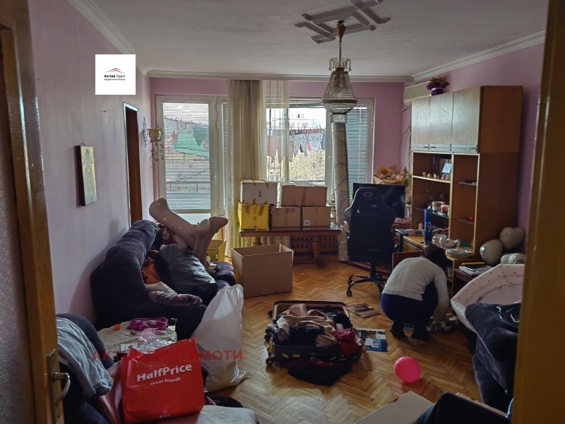 Продава 3-СТАЕН, град София, Център • 510000 € / 997473.30 лв. • 29008707 1 — Holmes.bg Продава 3-СТАЕН, град София, Център • 510000 € / 997473.30 лв. • 29008707 1