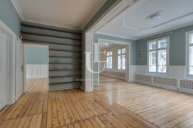 КЪЩА, 420 m2 - Holmes.bg КЪЩА, 420 m2