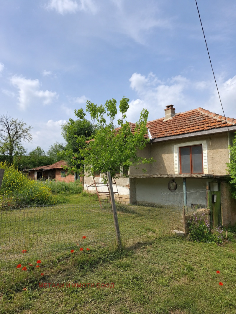 Продава КЪЩА, област Русе, с. Писанец • 47500 € • 36671265 1 — Holmes.bg Продава КЪЩА, област Русе, с. Писанец • 47500 € • 36671265 1