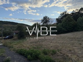 Обява Продава ПАРЦЕЛ,с. Горна Малина, област София