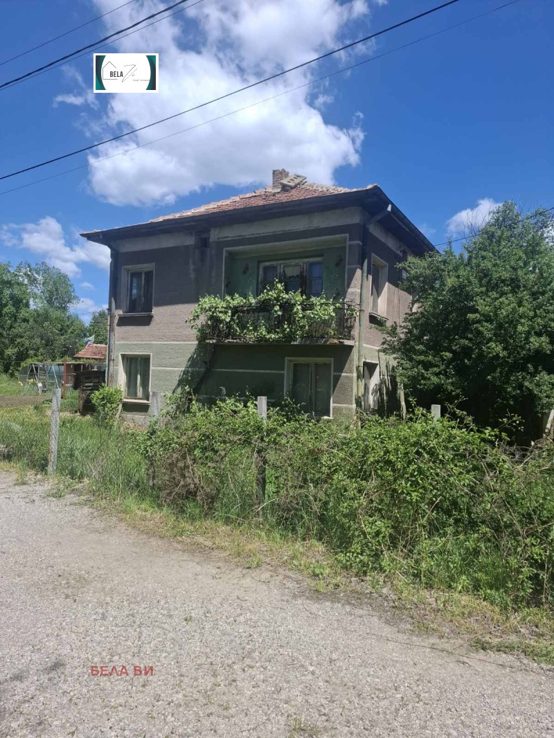Продава КЪЩА, област Перник, с. Драгичево • 185000 € / 361828.55 лв. • 82278331 1 — Holmes.bg Продава КЪЩА, област Перник, с. Драгичево • 185000 € / 361828.55 лв. • 82278331 1