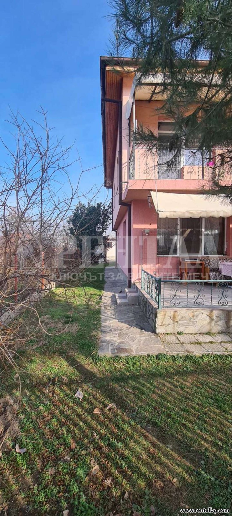 Продава  Къща, област Пловдив, с. Първенец •  249 900 EUR • ID 84894390 — holmes.bg - [1] 