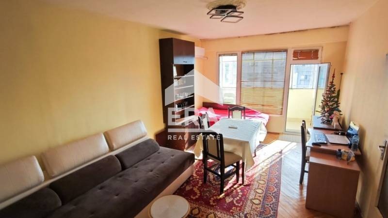 Продава 4-СТАЕН, град Търговище, Запад 2 • 165000 лв. / 84363.16 € • 23087188 1 — Holmes.bg Продава 4-СТАЕН, град Търговище, Запад 2 • 165000 лв. / 84363.16 € • 23087188 1