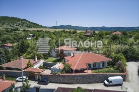 Продава Къща, с. Горна Василица