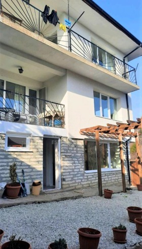 Продажба на къщи в област Добрич — страница 8 - изображение 18 