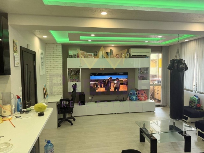 Продава 3-СТАЕН, град Пловдив, Център • 295000 € / 576969.85 лв. • 14980755 1 — Holmes.bg Продава 3-СТАЕН, град Пловдив, Център • 295000 € / 576969.85 лв. • 14980755 1