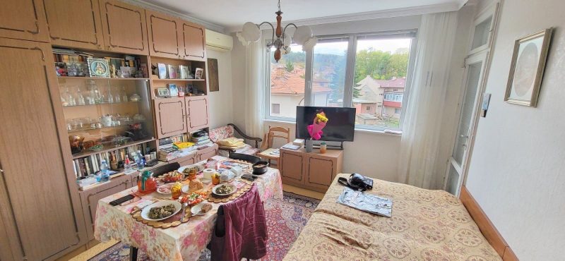 Продава МНОГОСТАЕН, област Бургас, гр. Карнобат • 142000 € / 277727.86 лв. • 49194232 1 — Holmes.bg Продава МНОГОСТАЕН, област Бургас, гр. Карнобат • 142000 € / 277727.86 лв. • 49194232 1