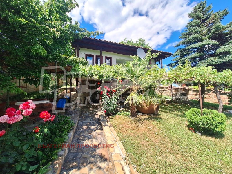 Продава КЪЩА, област Перник, с. Планиница • 270000 € / 528074.10 лв. • 45270119 1 — Holmes.bg Продава КЪЩА, област Перник, с. Планиница • 270000 € / 528074.10 лв. • 45270119 1