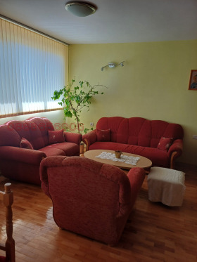 Продажба на тристайни апартаменти в град Хасково - изображение 7 