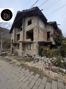 Обява Продава КЪЩА,с. Брестовица, област Пловдив>