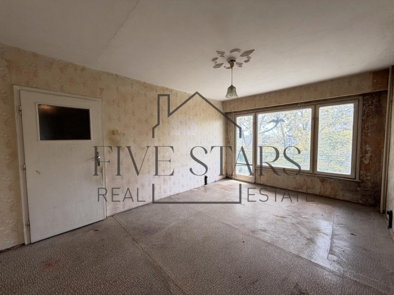 Продава 2-СТАЕН, град Варна, Цветен квартал • 129990 € • 70238344 1 — Holmes.bg Продава 2-СТАЕН, град Варна, Цветен квартал • 129990 € • 70238344 1