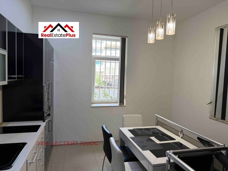 Продава 2-СТАЕН, град Плевен, Идеален център • 158000 € • 39577370 1 — Holmes.bg Продава 2-СТАЕН, град Плевен, Идеален център • 158000 € • 39577370 1
