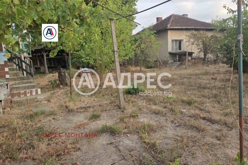 Продава КЪЩА, област Монтана, с. Боровци • 27000 € • 33209102 1 — Holmes.bg Продава КЪЩА, област Монтана, с. Боровци • 27000 € • 33209102 1