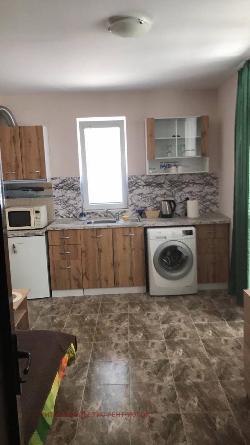 Продава 1-СТАЕН, град Бургас, Меден рудник - зона В • 53000 € / 103658.99 лв. • 48941000 1 — Holmes.bg Продава 1-СТАЕН, град Бургас, Меден рудник - зона В • 53000 € / 103658.99 лв. • 48941000 1