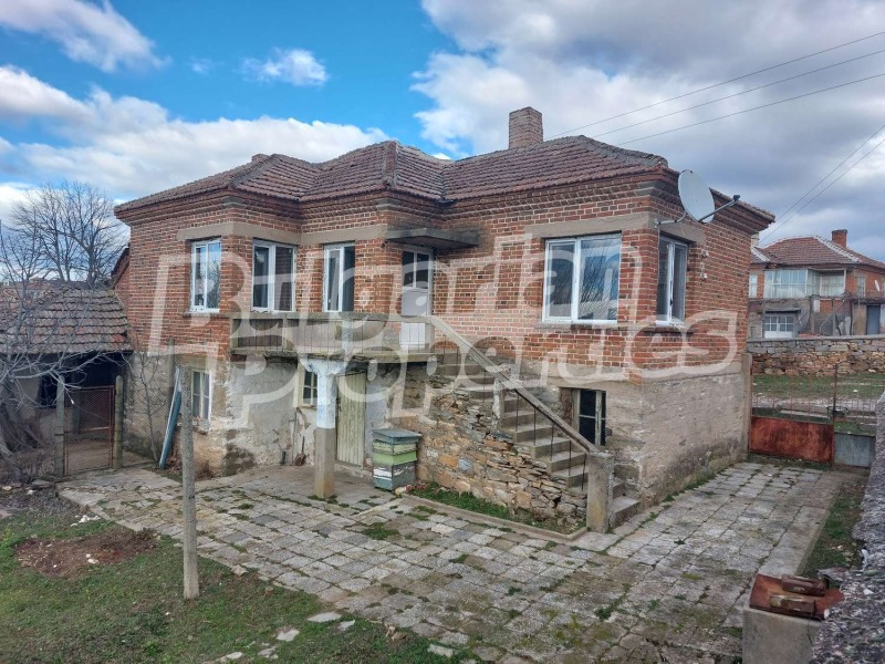 Продава  Къща, област Ямбол, с. Лесово • 17 400 EUR • ID 78857556 — holmes.bg - [1] 