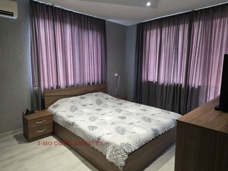 Продава КЪЩА, град Перник, Клепало • 295000 € • 62404873 1 — Holmes.bg Продава КЪЩА, град Перник, Клепало • 295000 € • 62404873 1