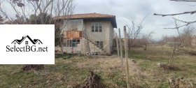 Продажба на имоти в с. Ново село, област Велико Търново - изображение 8 