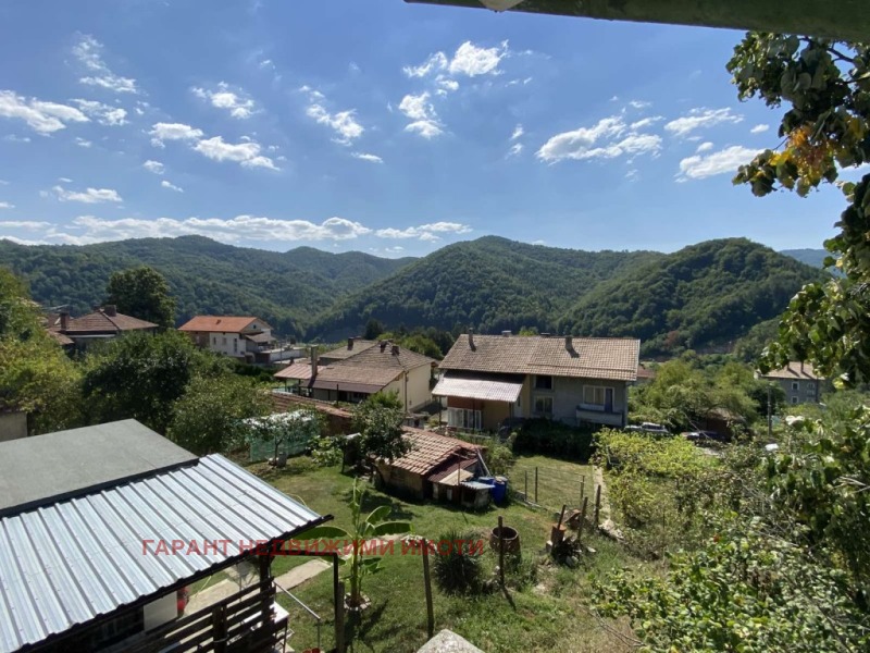 Продава КЪЩА, град Габрово, Лисец • 30000 € • 83251381 1 — Holmes.bg Продава КЪЩА, град Габрово, Лисец • 30000 € • 83251381 1