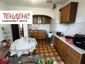 Обява Продава 3-СТАЕН,град Кърджали, Възрожденци