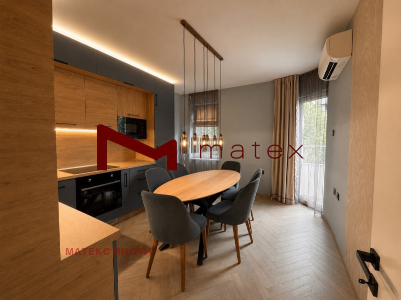 Продава 4-СТАЕН, град Варна, Център • 288500 € / 564256.95 лв. • 68949243 1 — Holmes.bg Продава 4-СТАЕН, град Варна, Център • 288500 € / 564256.95 лв. • 68949243 1