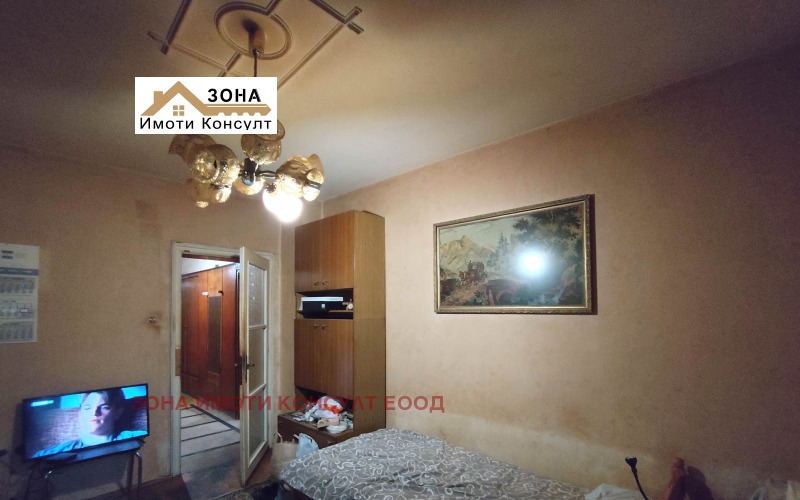 Продава 3-СТАЕН, град София, Изток • 300000 € / 586749.00 лв. • 89814229 1 — Holmes.bg Продава 3-СТАЕН, град София, Изток • 300000 € / 586749.00 лв. • 89814229 1