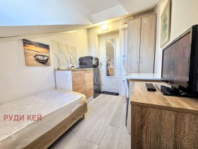 Продава АТЕЛИЕ, ТАВАН | Imot.bg — малка снимка 7