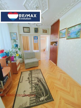 Продажба на тристайни апартаменти в град Разград - изображение 17 