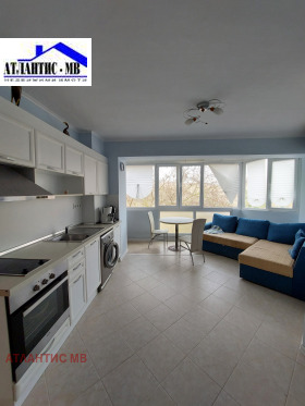 3-СТАЕН, 72 m2 - Holmes.bg 3-СТАЕН, 72 m2