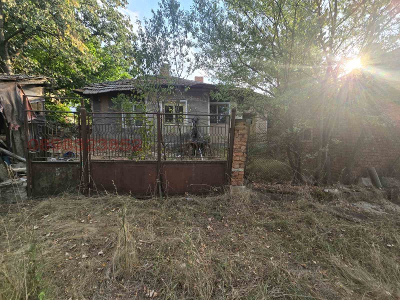 Продава КЪЩА, област София, с. Долно Камарци • 63000 € • 31717519 1 — Holmes.bg Продава КЪЩА, област София, с. Долно Камарци • 63000 € • 31717519 1
