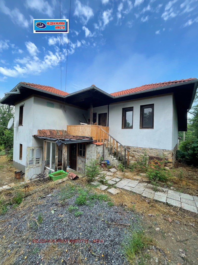Продава КЪЩА, област Велико Търново, с. Илаков рът • 90000 € / 176024.70 лв. • 45603559 1 — Holmes.bg Продава КЪЩА, област Велико Търново, с. Илаков рът • 90000 € / 176024.70 лв. • 45603559 1
