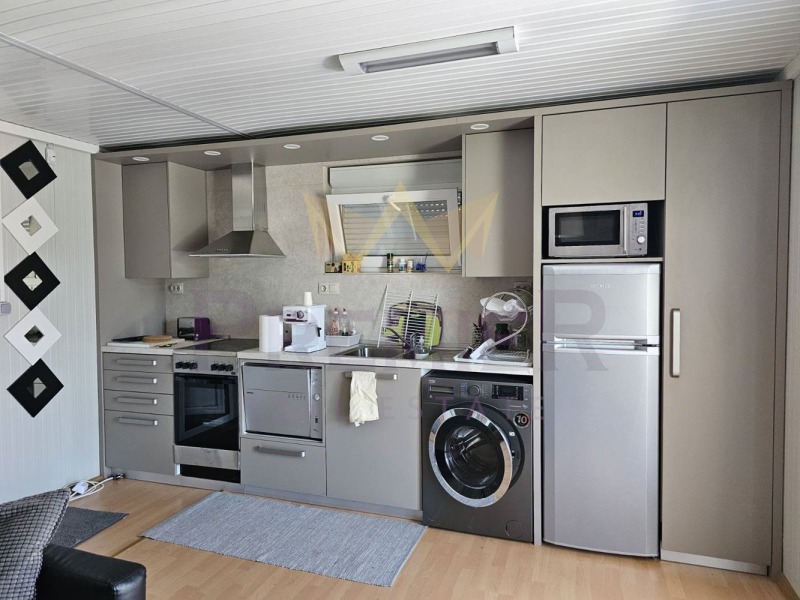Продава КЪЩА, град София, гр. Банкя • 310000 € / 606307.30 лв. • 39604323 1 — Holmes.bg Продава КЪЩА, град София, гр. Банкя • 310000 € / 606307.30 лв. • 39604323 1