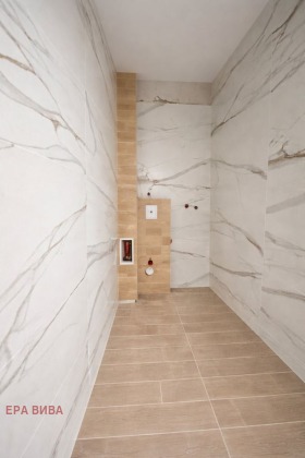 Обява Продава ОФИС,град Варна, Младост 2