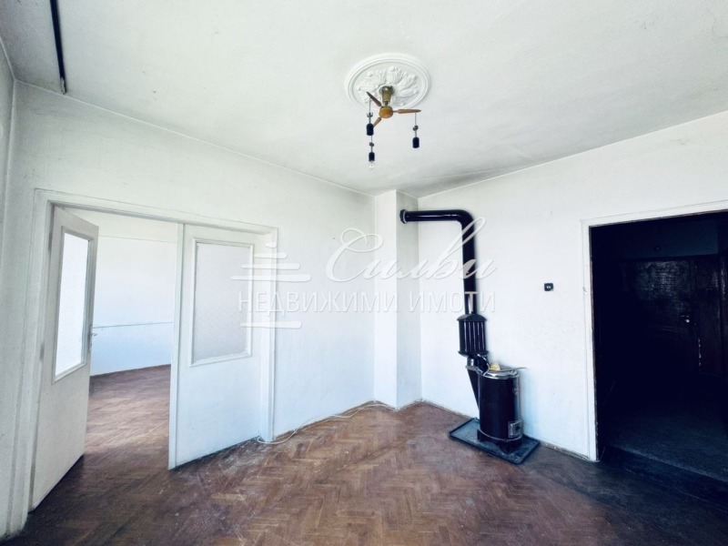 Продава 3-СТАЕН, град Шумен, Добруджански • 185000 € / 361828.55 лв. • 40057598 1 — Holmes.bg Продава 3-СТАЕН, град Шумен, Добруджански • 185000 € / 361828.55 лв. • 40057598 1