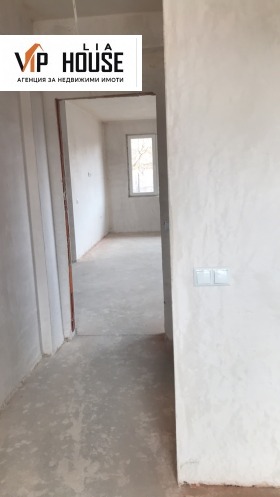 Обява Продава 2-СТАЕН,с. Баня, област Благоевград