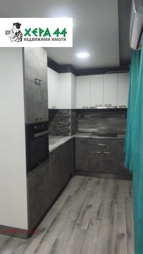 Обява Продава 4-СТАЕН,град Варна, Владислав Варненчик 2