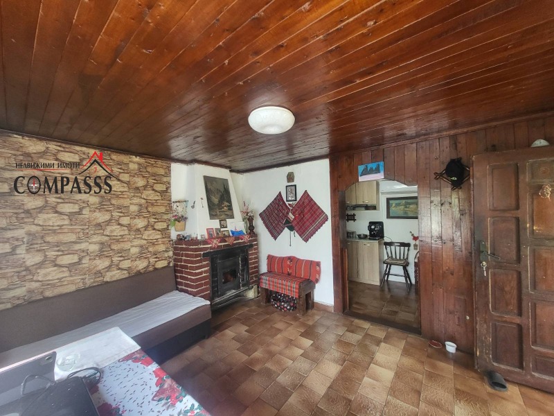 Продава КЪЩА, област Добрич, с. Безводица • 53000 € / 103658.99 лв. • 32468700 1 — Holmes.bg Продава КЪЩА, област Добрич, с. Безводица • 53000 € / 103658.99 лв. • 32468700 1