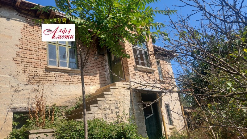 Продава КЪЩА, област Шумен, с. Каменяк • 18000 € • 11293616 1 — Holmes.bg Продава КЪЩА, област Шумен, с. Каменяк • 18000 € • 11293616 1