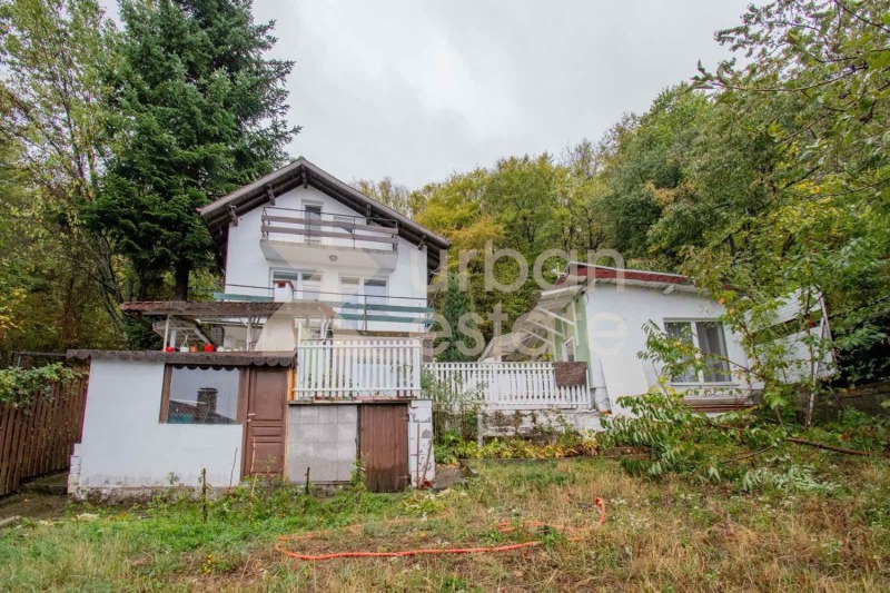 Продава КЪЩА, град София, Княжево • 269000 € / 526118.27 лв. • 41462820 1 — Holmes.bg Продава КЪЩА, град София, Княжево • 269000 € / 526118.27 лв. • 41462820 1