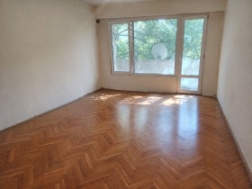 Продава 3-стаен, град Варна