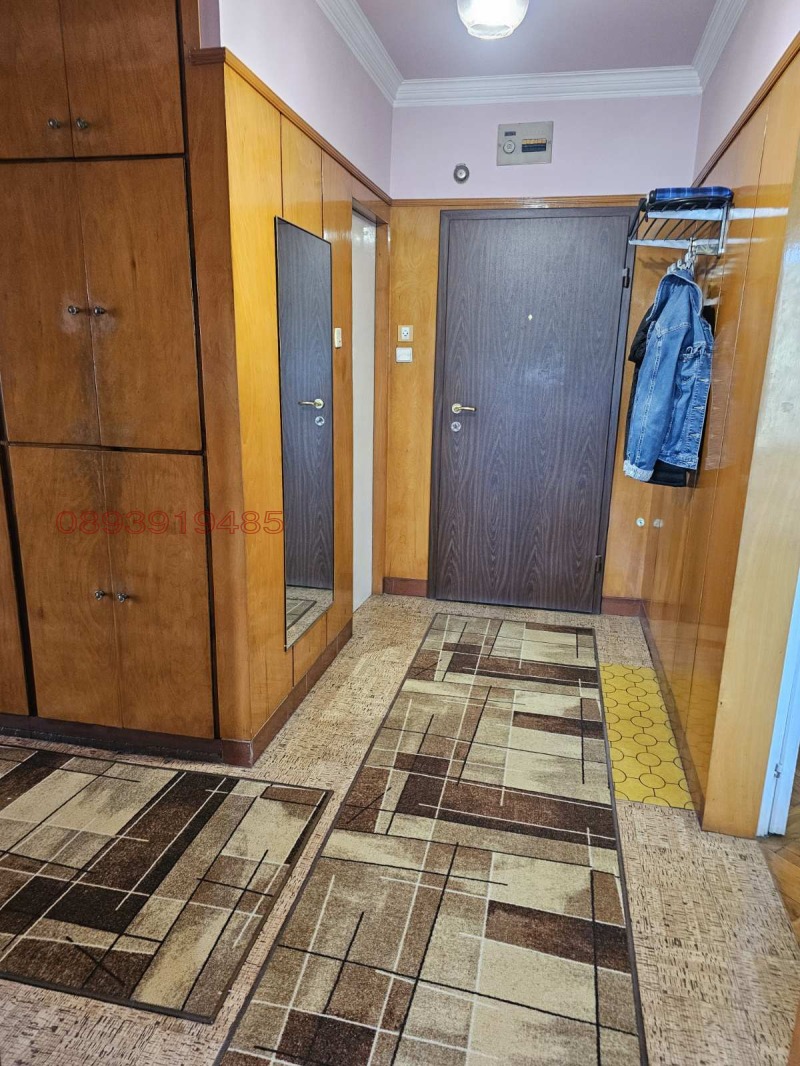 Продава 3-СТАЕН, град Перник, Център • 160000 € / 312932.80 лв. • 96044309 1 — Holmes.bg Продава 3-СТАЕН, град Перник, Център • 160000 € / 312932.80 лв. • 96044309 1