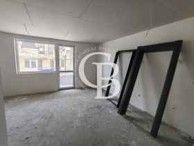 Обява Продава 2-СТАЕН,град Варна, Бизнес хотел