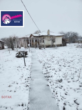 Продажба на имоти в с. Щърково, област Пазарджик - изображение 4 